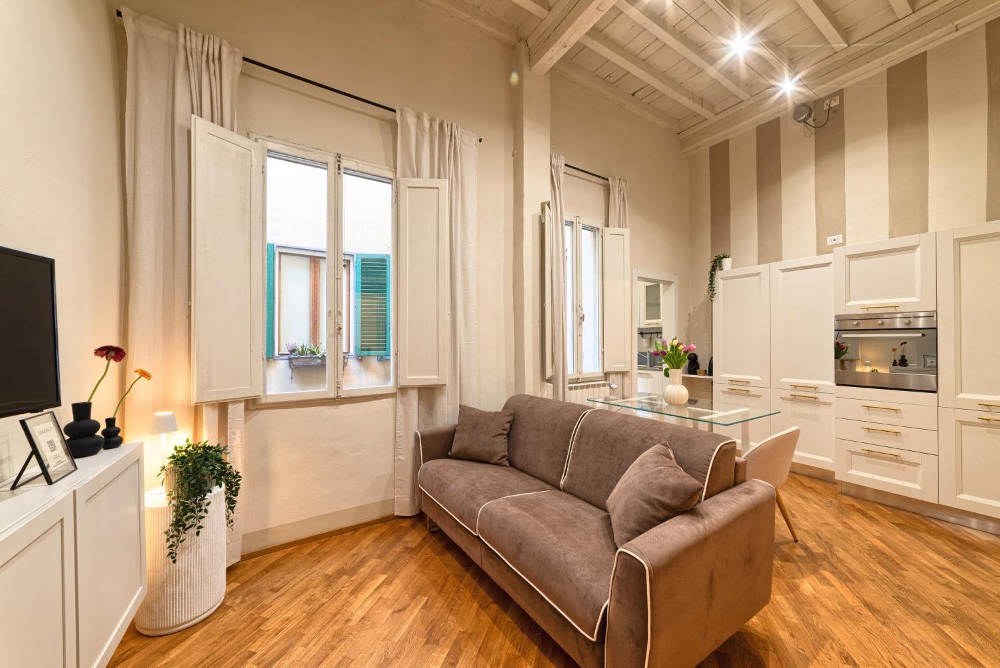 Loggia 17 Apartment Florence